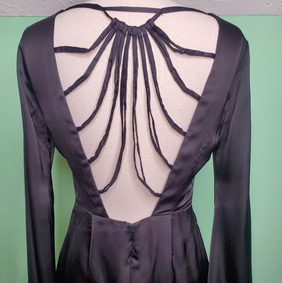 NWT Ark & Co. Open Back Bell Sleeve Dress - Picture 3 of 8